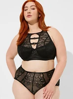 Lace Mid Rise Cheeky Panty With Open Bum