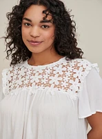 Crinkle Gauze Daisy Crochet Trim Top