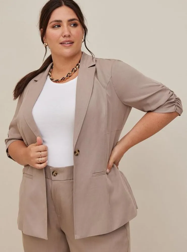 Women Plus Size Crinkle Pantsuit with Mesh Chiffon Jacket and Necklace Set