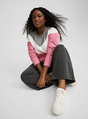 Relaxed Fit Super Soft Fleece Chevron Colorblock Sweatshirt