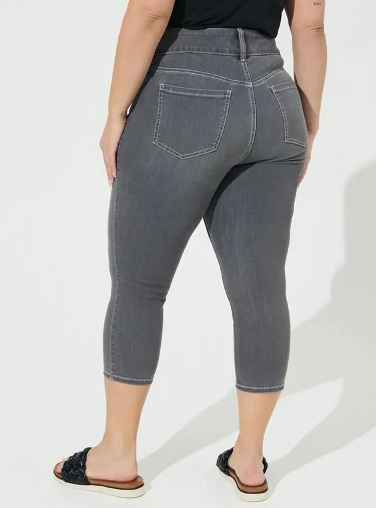 Crop Pull-On Weekend Straight Super Soft Mid-Rise Jean