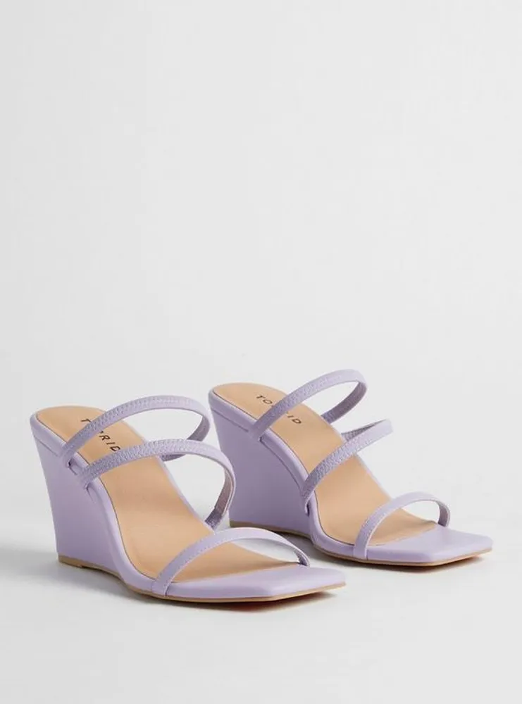 Strappy Wedge Sandal (WW)