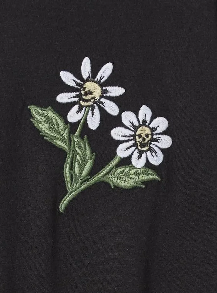 Skull Daisy Embroidered Girlfriend Classic Fit V-Neck Tee