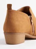 Side Dip Ankle Bootie (WW