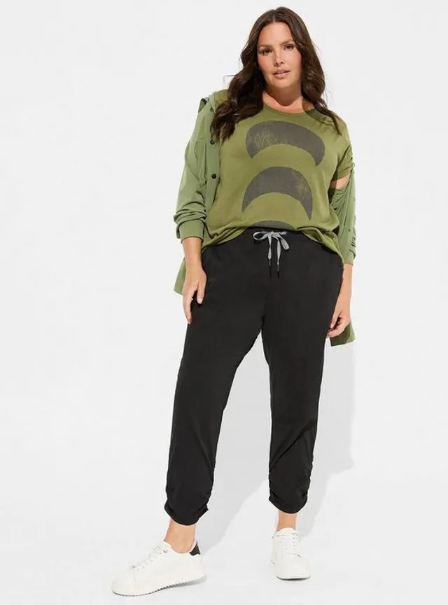 TORRID Happy Camper Ripstop Crop Active Park Hopper Pant