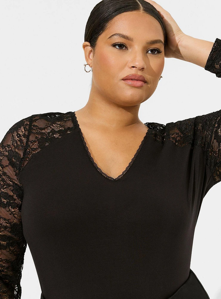 Super Soft V-Neck Lace Sleeve Top