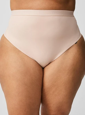 Smoothing High Rise Thong Panty