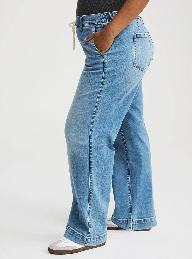 Weekend Mid-Rise Wide Leg Jean