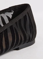 Zebra Mesh Pointed Toe Flat (WW