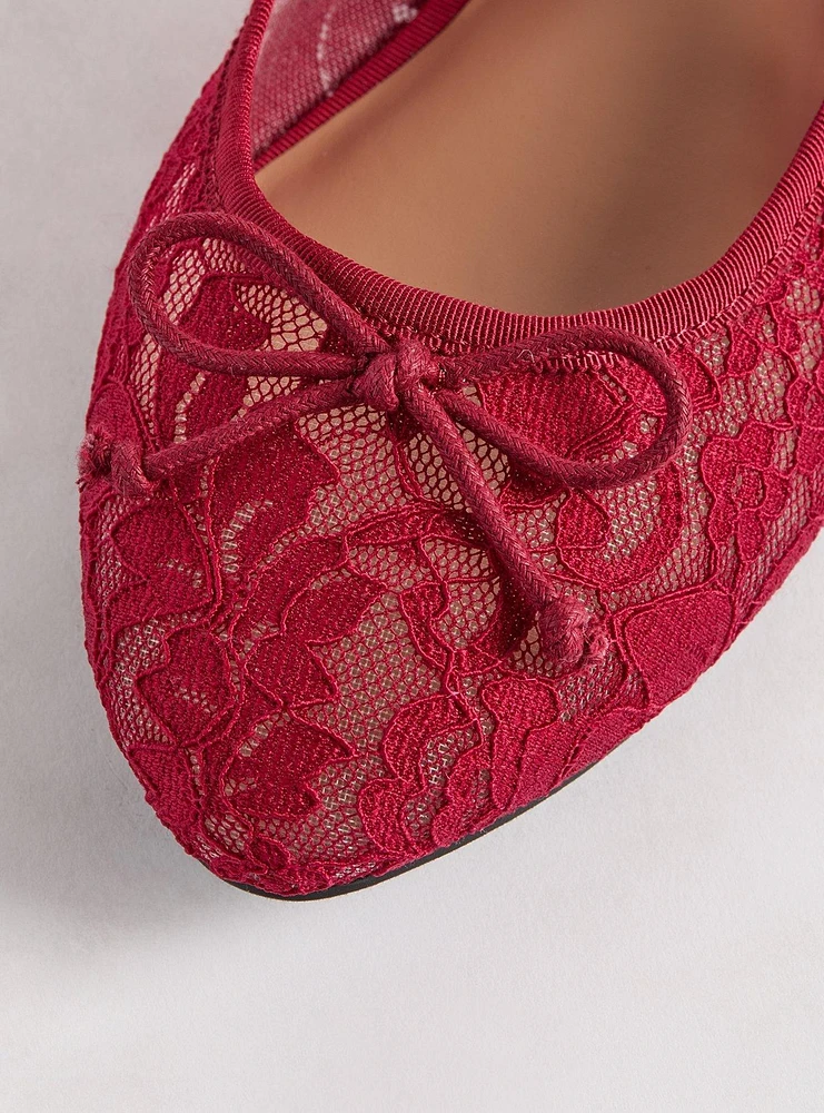 Lace Ballet Flat (WW