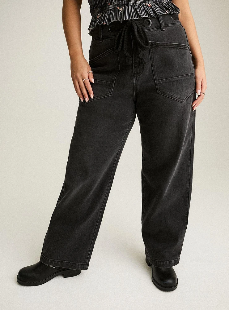 Festi High-Rise Straight Jean