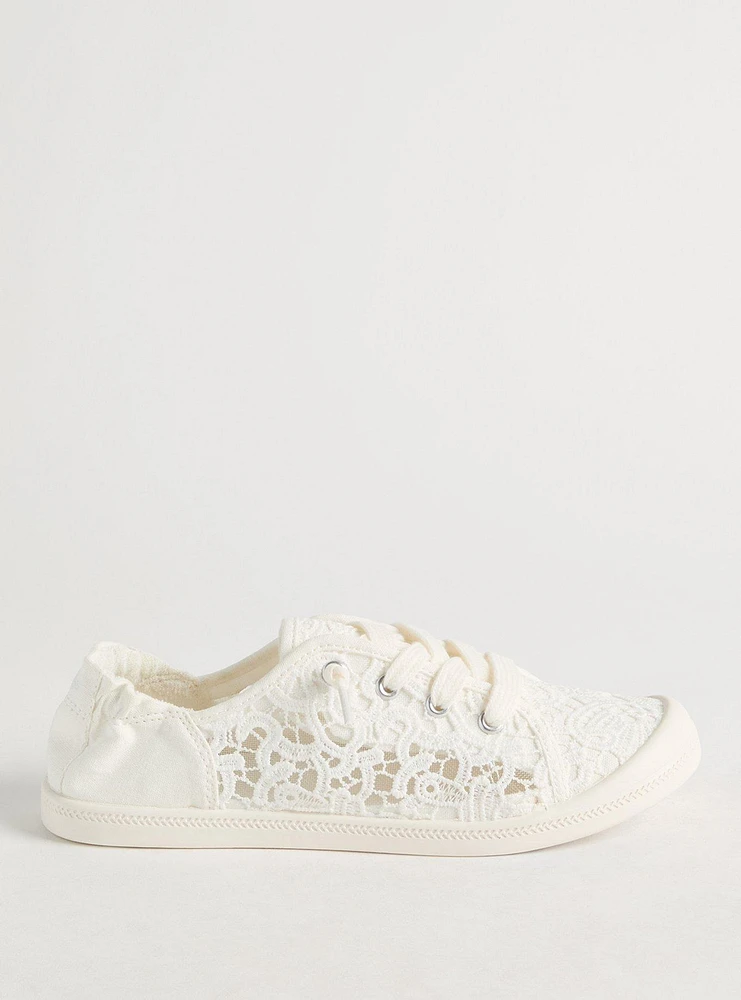 Crochet Ruched Sneaker (M