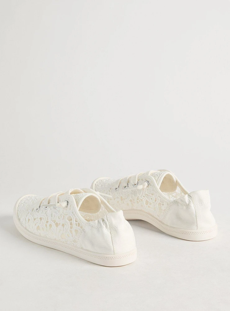 Crochet Ruched Sneaker (M