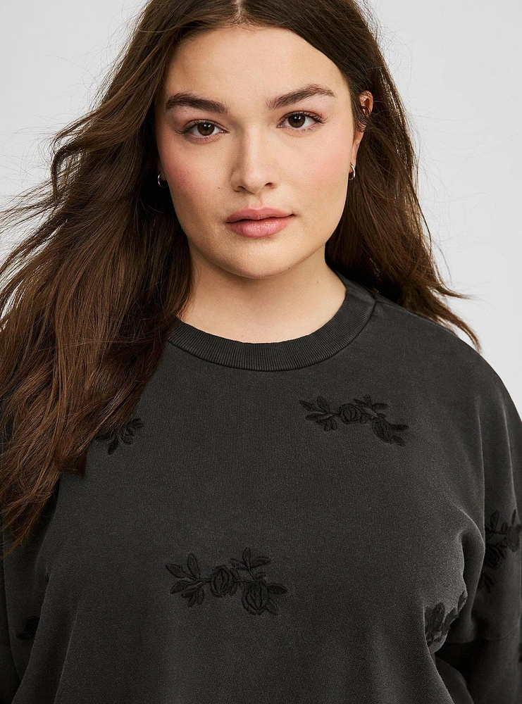 Crew Neck Embroidered Crop Sweatshirt