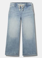 Crop Weekend Mid-Rise Wide Leg Jean