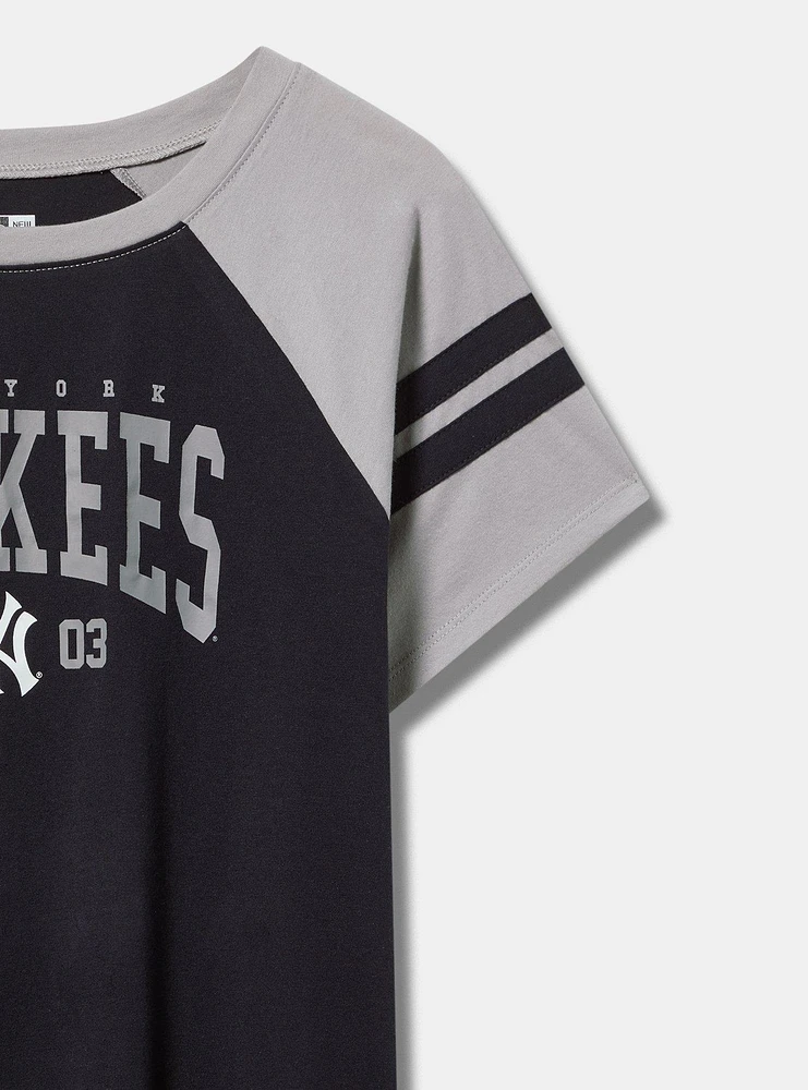 New York Yankees Fitted Cotton Varsity Tee