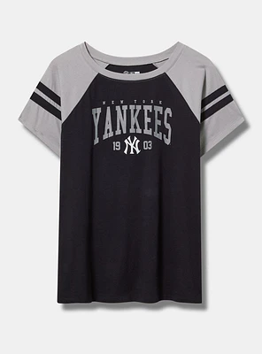 New York Yankees Fitted Cotton Varsity Tee