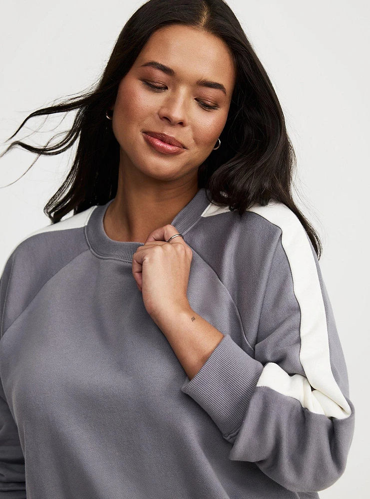 Cropped Raglan Sweatshirt