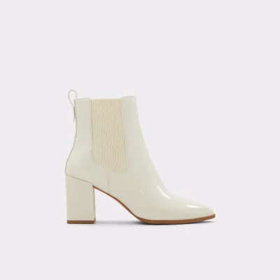 Botins em verniz branco cru, salto bloco - CHELSEE