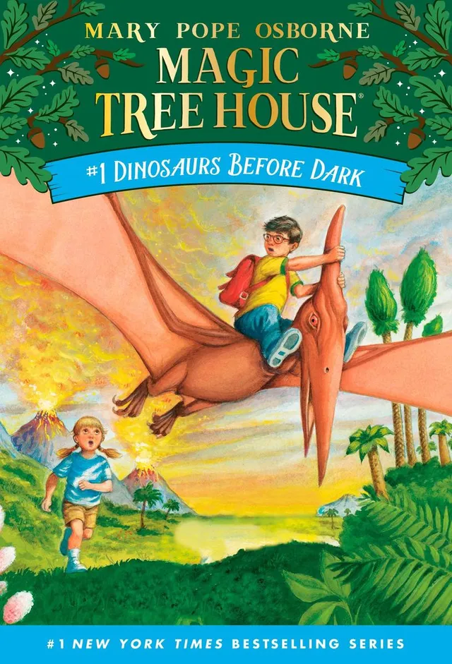 Magic Painting Dinosaurs [Book]