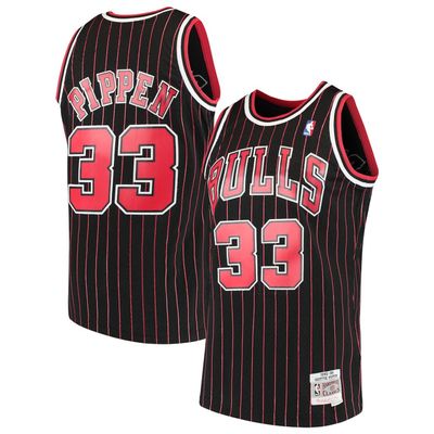 Chicago Bulls Scottie Pippen Mitchell & Ness Black 1995-96 Hardwood Classics Swingman Jersey