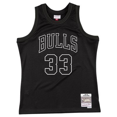 Scottie Pippen 1997 Chicago Bulls Mitchell and Ness Black White Swingman Jersey