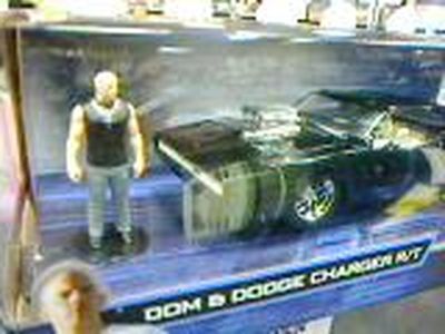 Model Car - 1:24 F&F Dodge1969 Charger (w/ Dom Toretto Figure)