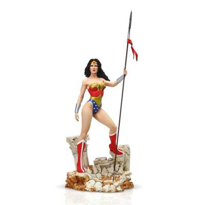 DC Comics Wonder Woman Statue