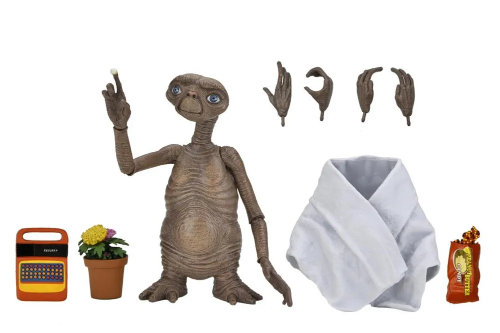 E.T. (40th Anniversary) – 7″ Scale Ultimate (AF)