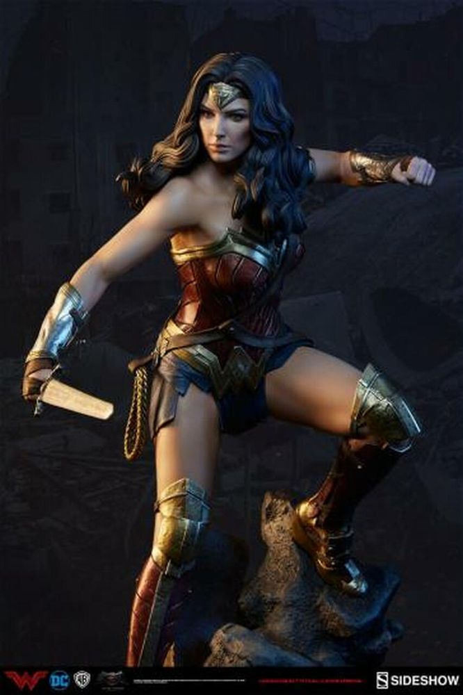 Wonder Woman Premium Format [Limited Edition] DC Comics Statue