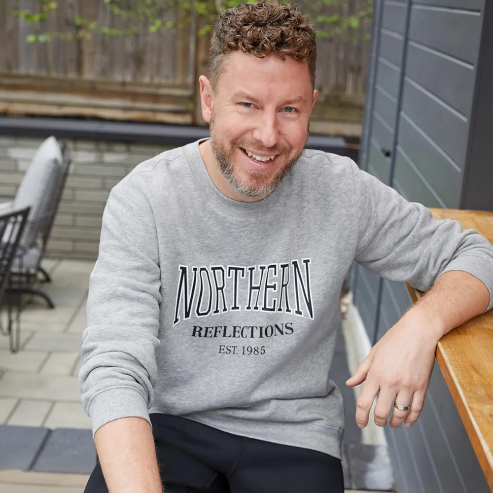 Northern Reflections Men's Iconic Family Sweatshirt