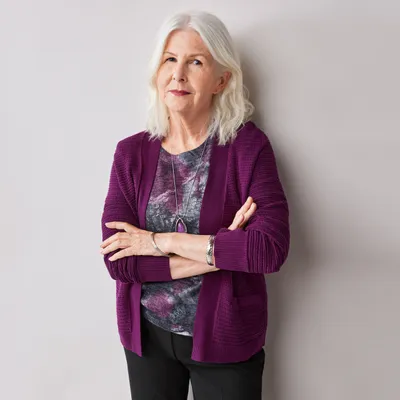 Petite - Long Sleeve Crewneck Top