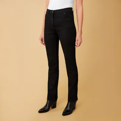 Basic Essential Slim Black Jean