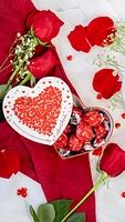 Signature Heart Box - Milk Chocolate 144 g [92359]