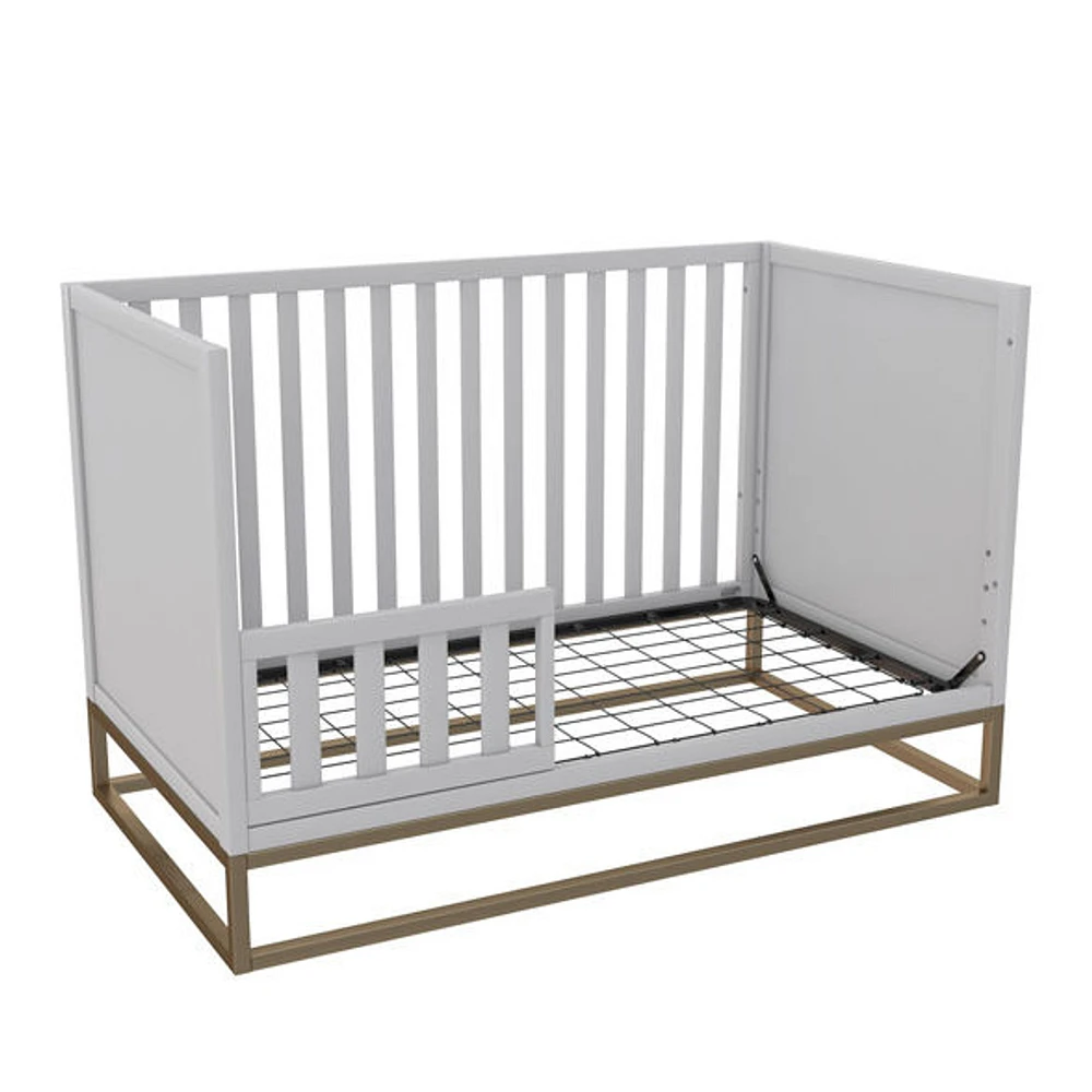 Little Seeds Haven 3-in-1 Metal Base Crib