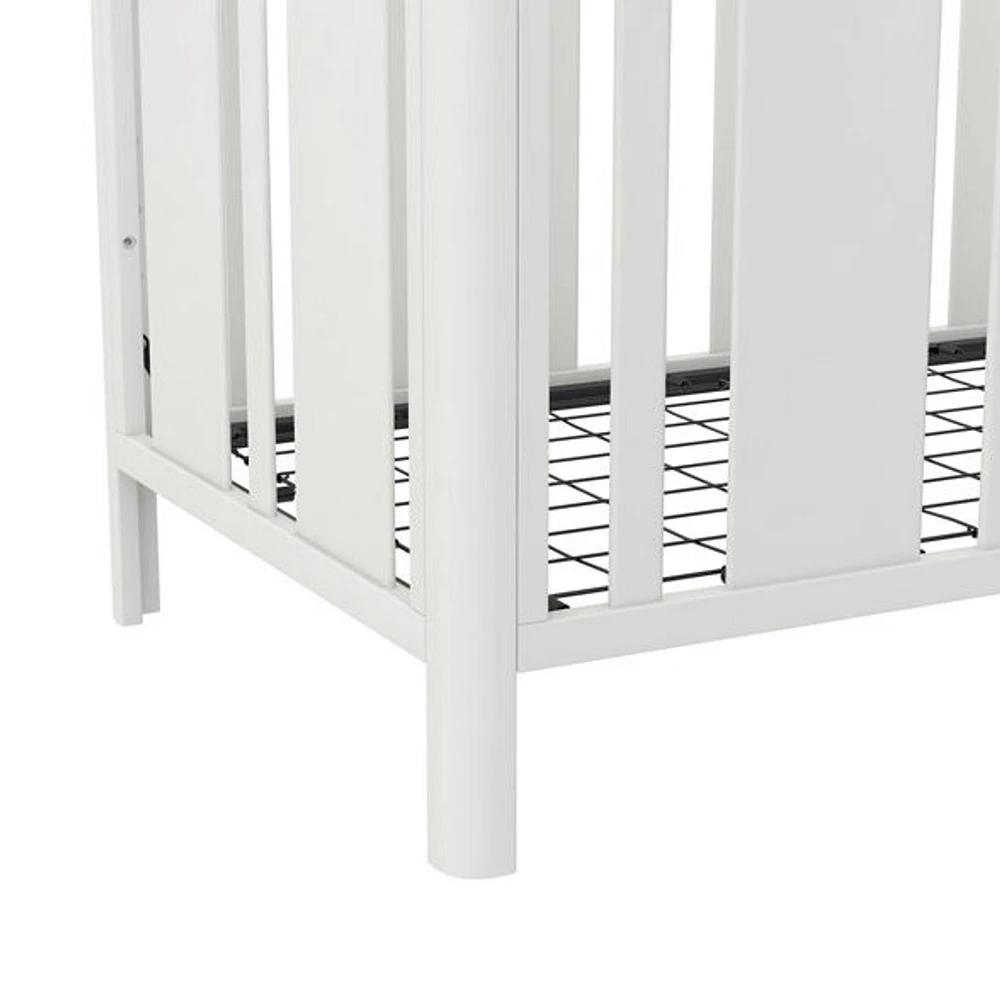 Little Seeds Crawford Curved Post 3-in-1 Crib