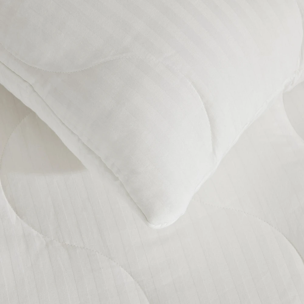 Bloom Essentials Cotton Pillow Protector