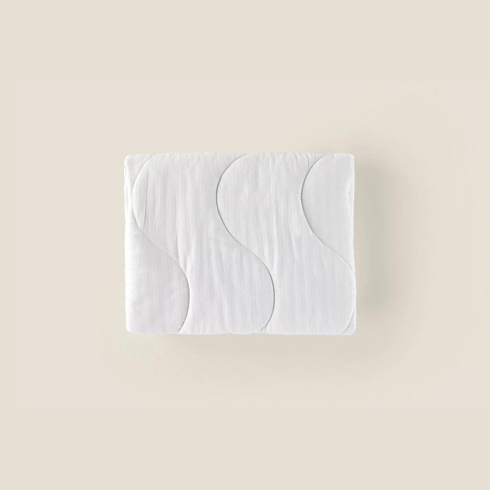 Bloom Essentials Cotton Pillow Protector