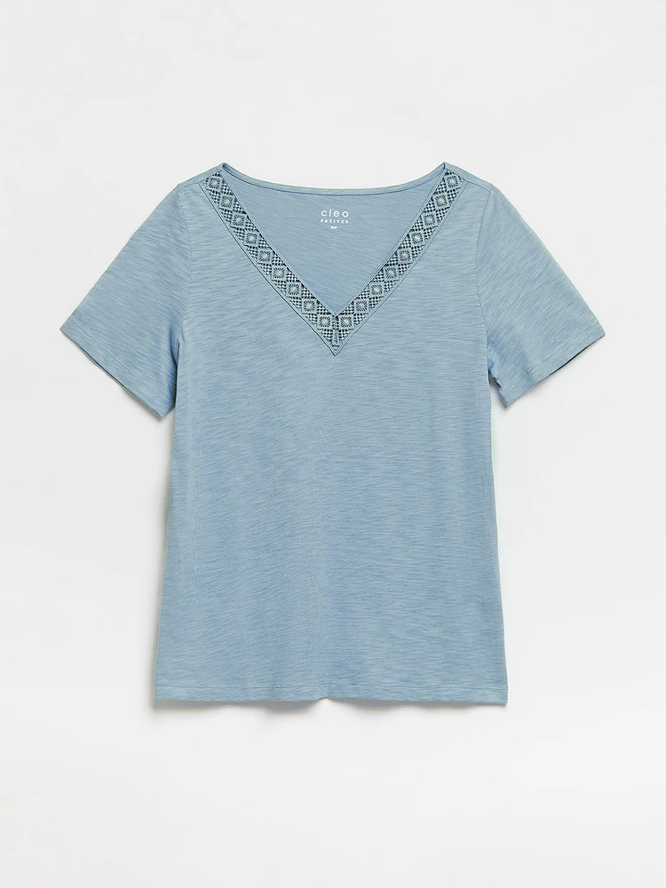 Short Sleeve Blue Crochet V-Neck T-Shirt
