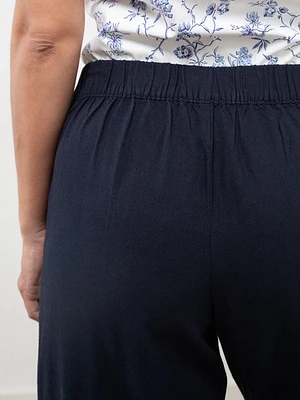 Tonia Linen-Blend Wide Crop Pant in Navy