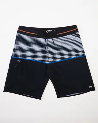 Fifty50 Airlite Boardshort 19"
