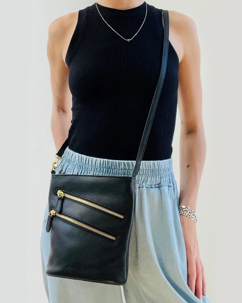 Get Social Crossbody