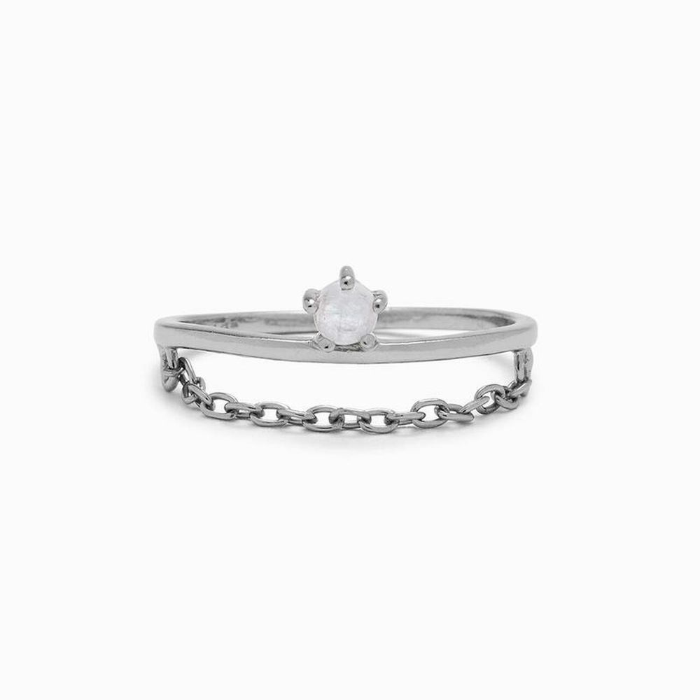 Delicate Chain Ring