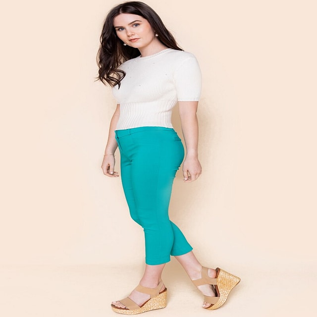 Jolie Cropped Tapered  Pants