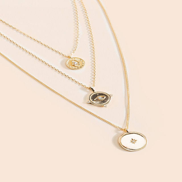 Celia Circle Pendant Necklace