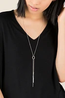 Laurel Knotted Bar Necklace in Silver