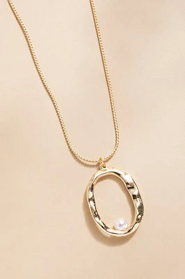 Kelly Textured Oval With Pearl Pendant Necklace