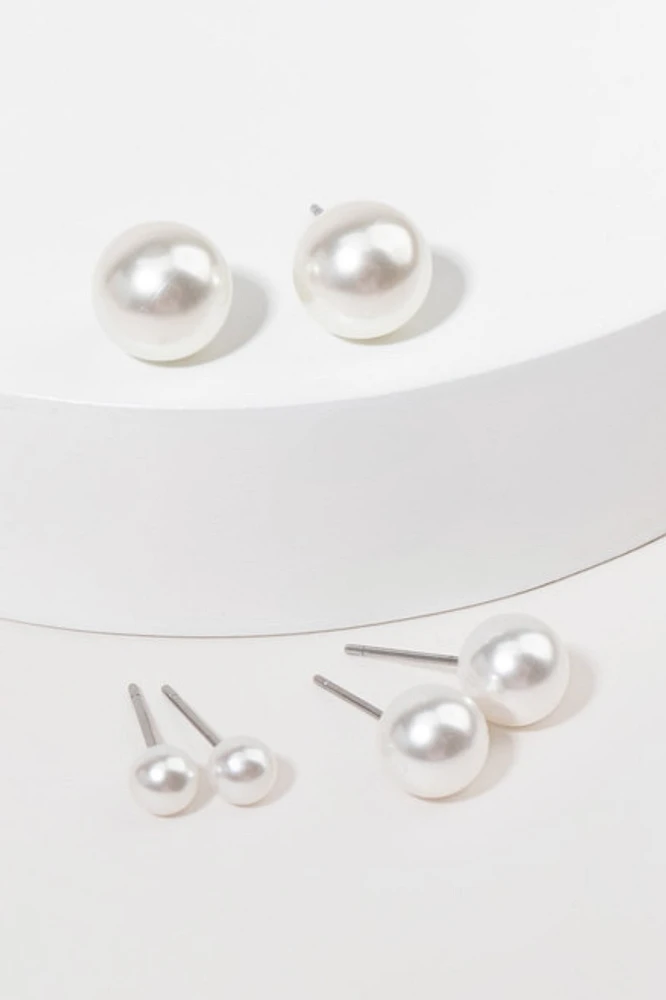 Jeanine Stud Pearl Earrings Set