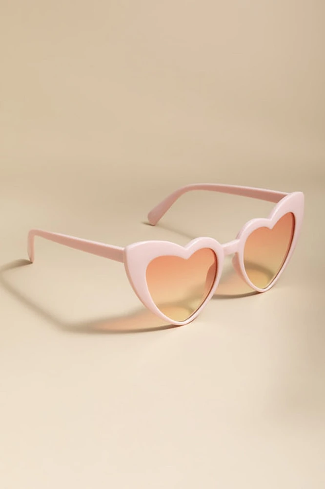 Elisabeth Oversized Heart Sunglasses