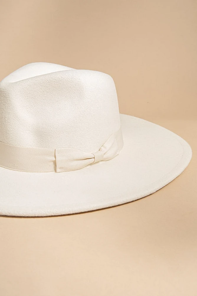 Jolie Bow Belt Wide Rim Hat